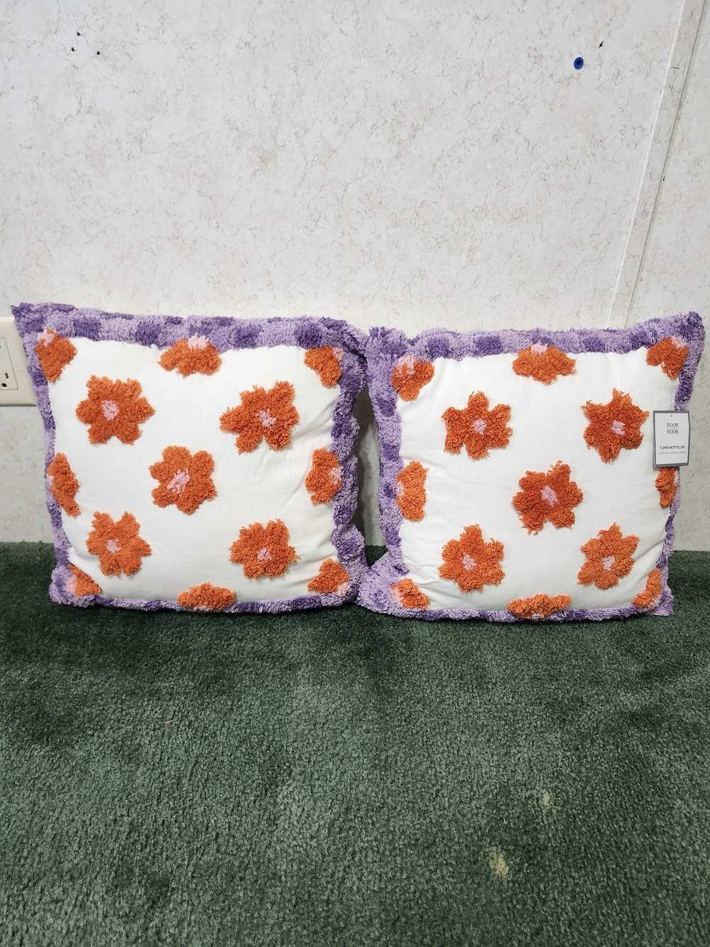 Floral Accent Throw Pillows 2 Piece Set Dorm Hippie Retro Decor Cottage Core